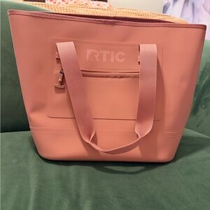 EUC RTIC Ultra Tough Tote Bag Pink 25L
